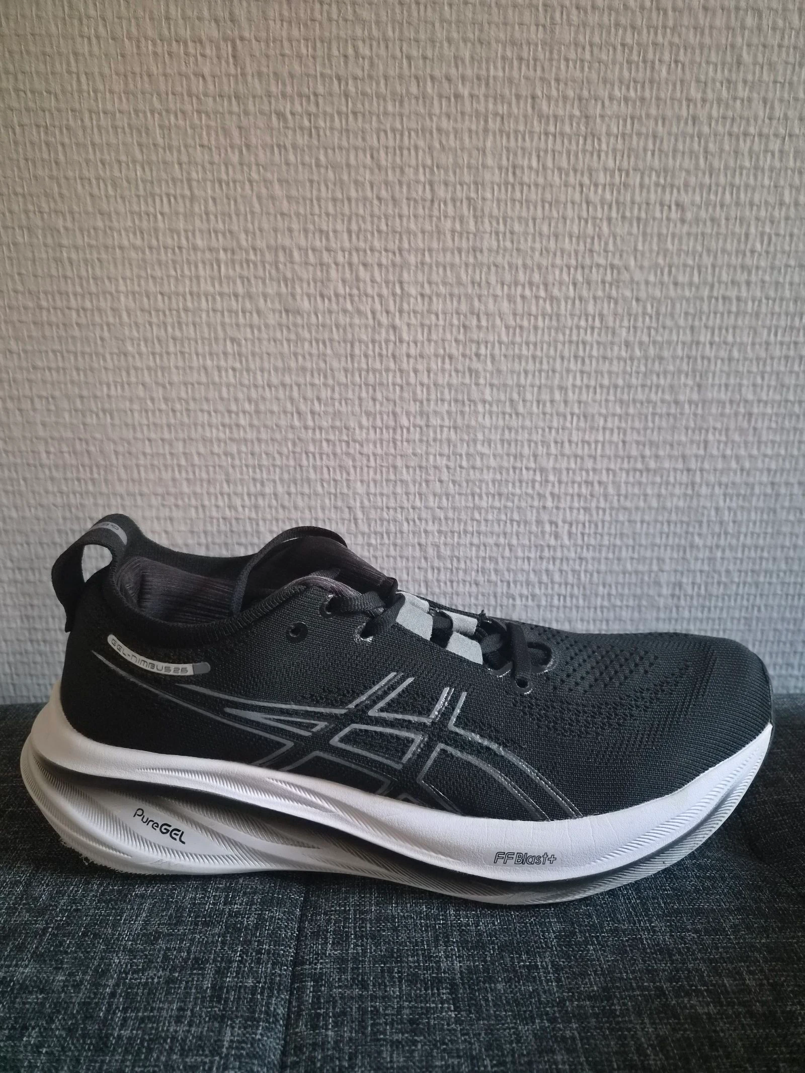 Asics  – photo 3